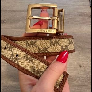 Womans Michael kors belt
